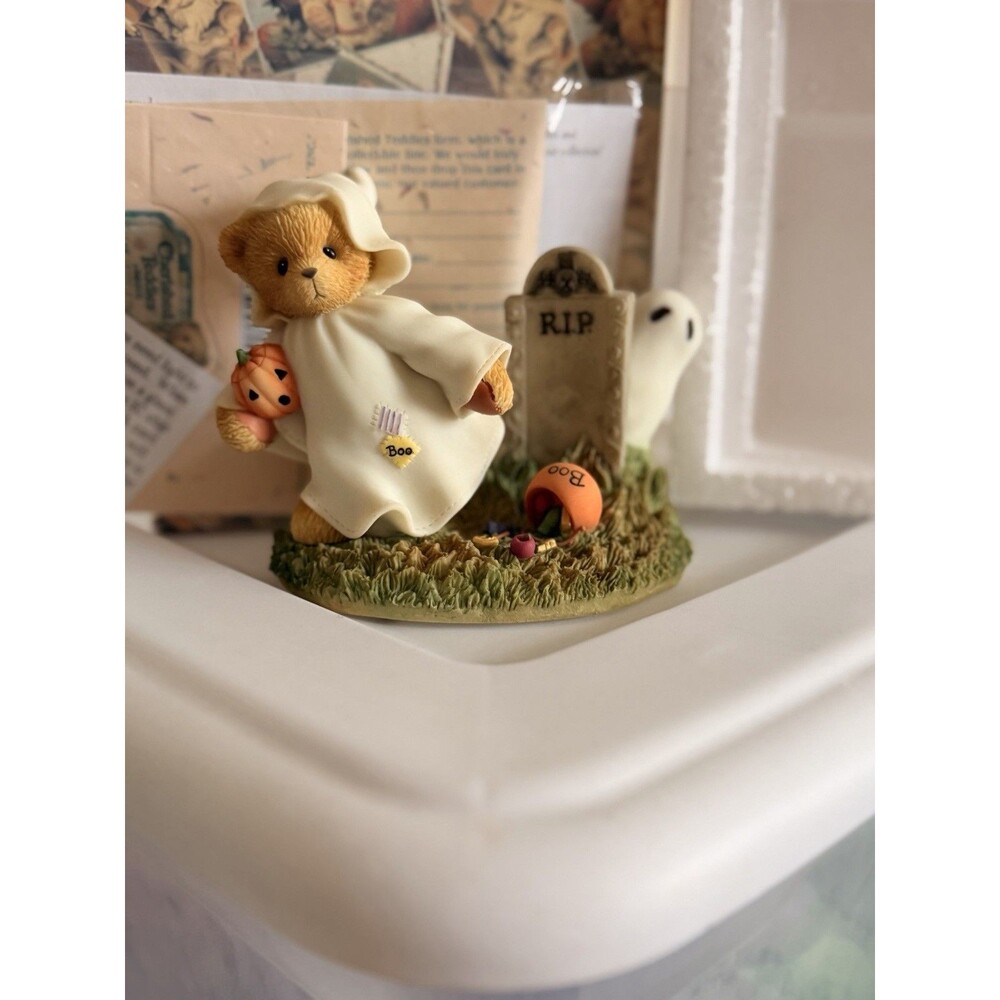 Cherished Teddies Cassandra "Ghostly-Greetings" Ghost Halloween 706779 Figurine
